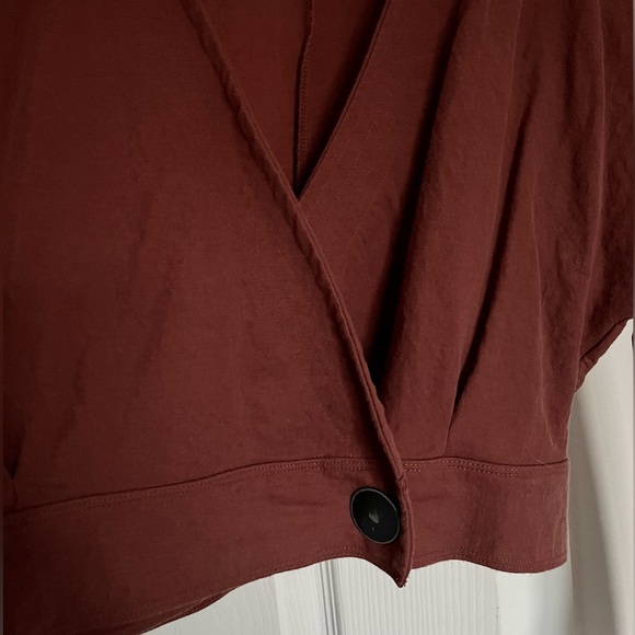 Zara Crop Wrap Top in Rust Red (Size S) - Picture 2 of 4